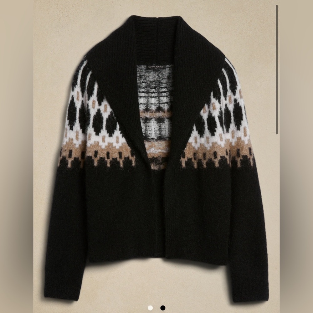 NWT- Banana Republic FAIR ISLE CARDIGAN. Size small